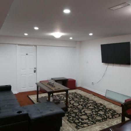 Guest House Room No 02 Мисисага Екстериор снимка
